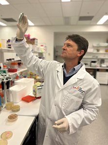 $3.5 million awarded to increase manufacture of phages at Westmead