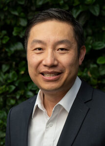 Professor Eric Hau