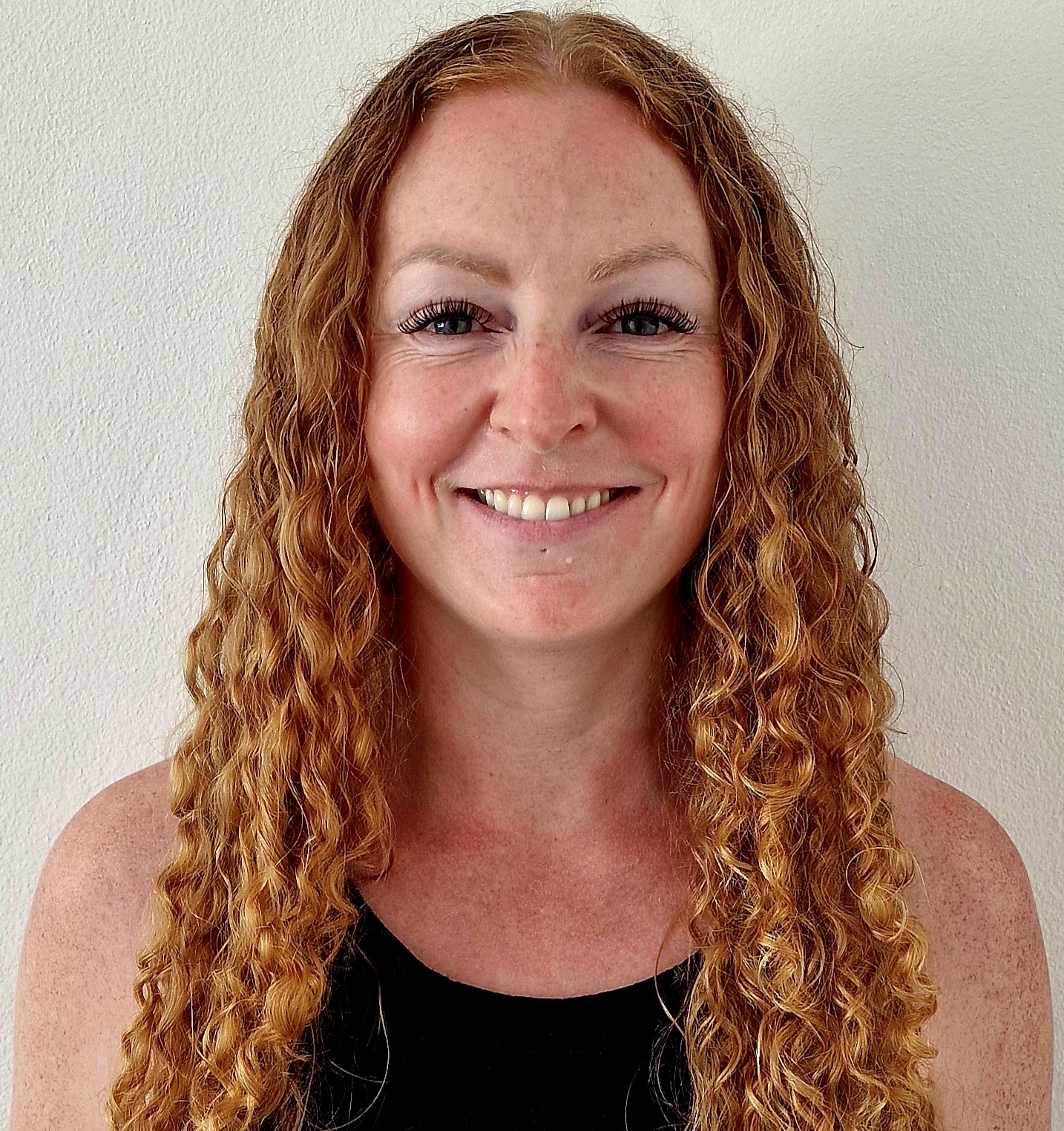 Dr. Claire Elek
